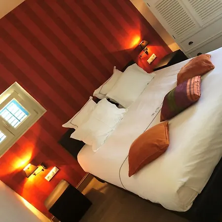 Nostromo Bed & Breakfast 3*