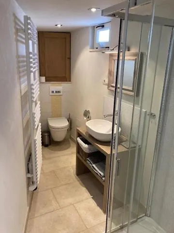 krevet i doručak Nostromo