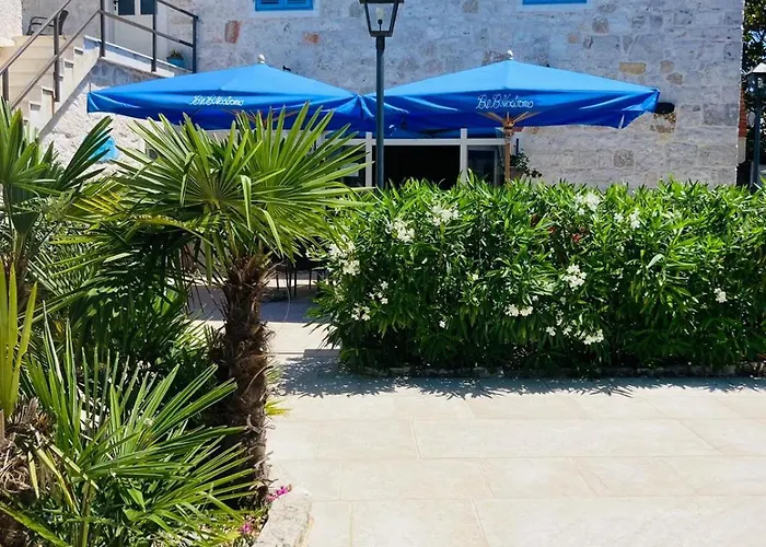 Nostromo krevet i doručak Funtana